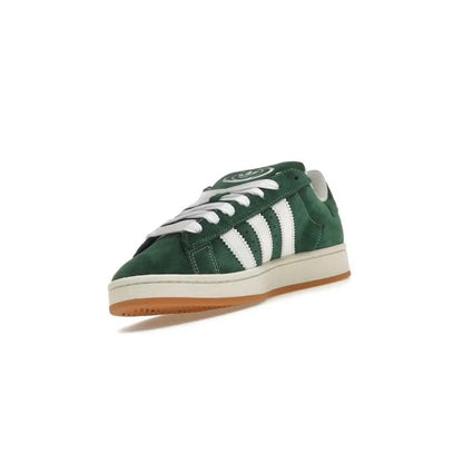 Baskets basse 00s coloris vert foncé (39/43) - JIRISU 