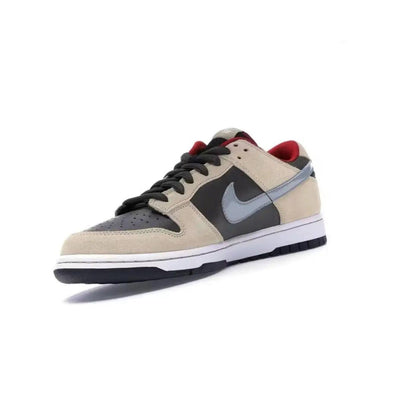 Basket basse SB Dunk Low coloris Chocolat Noir Lin - JIRISU 